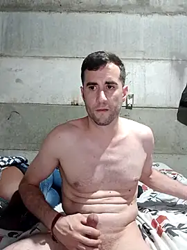 HotMan69- Live XXX-chat