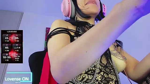 Chat XXX Live nicolet666lee