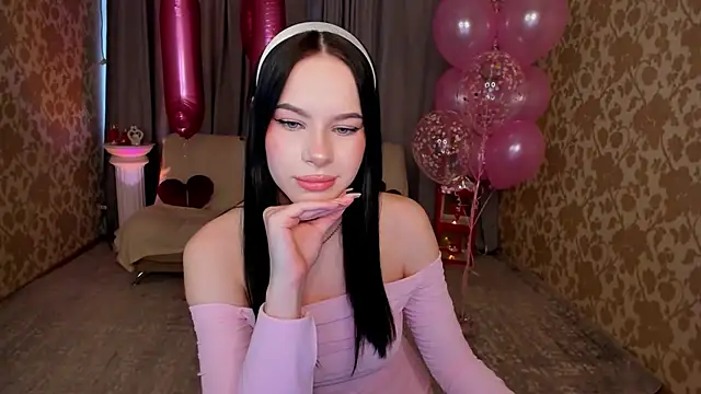 FloraCherry's Live XXX Chat