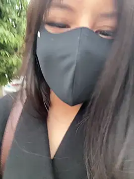 Carlin-yiyi 网络视讯表演