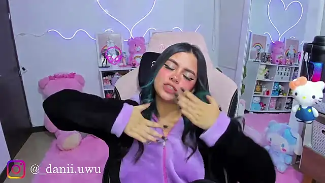 Chat XXX en directo de CuteDani_