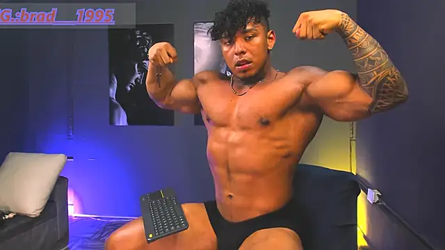 Chat +18 de bradley_smith ao vivo