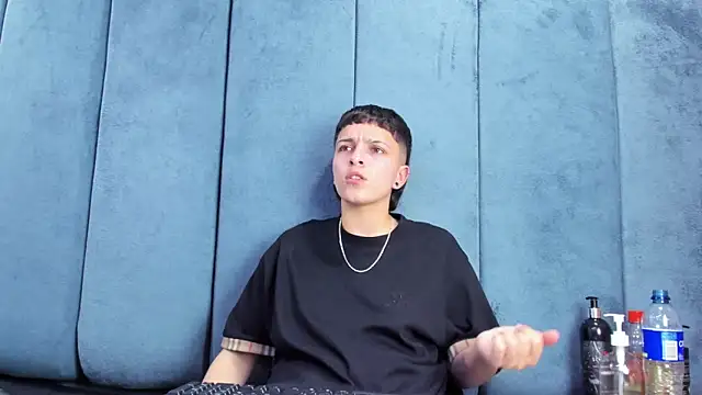 Chat +18 de Megan_Thompson_ ao vivo