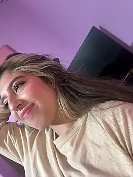 Bella__Lane: онлайн-секс-чат