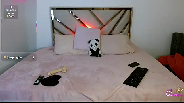 Živý XXX chat kilye_hernandez