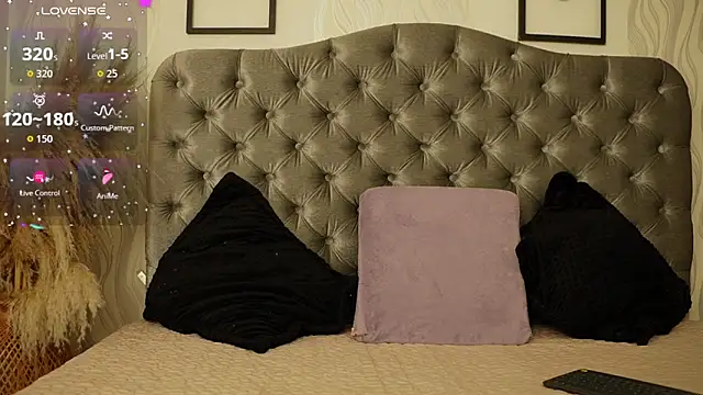 Chat XXX en directo de lliiaa_moon