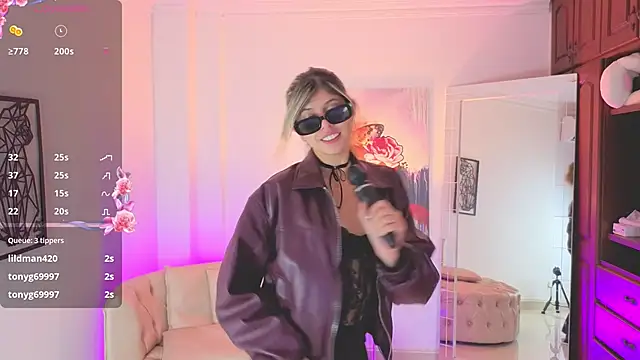 NATAASHA___'s Live XXX Chat