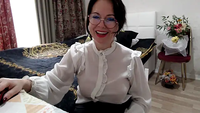 Chat +18 de Arisa5000 ao vivo