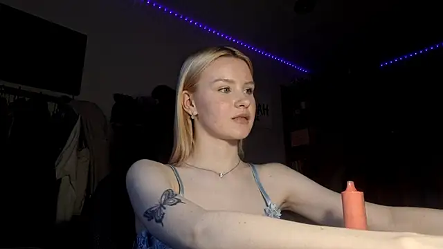 ChongTreece Pertunjukan Webcam