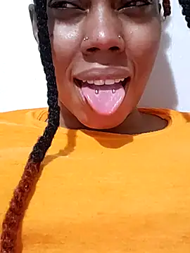 HONEYSWEETS_LIVE 即時 XXX 聊天