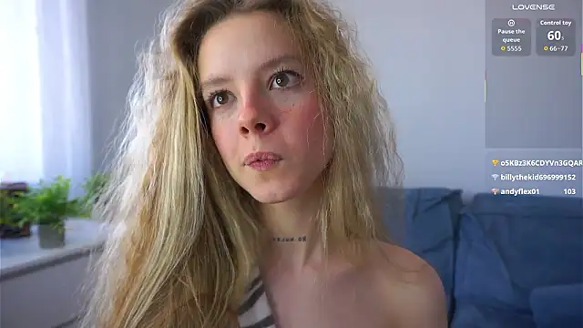 TiffinyMergist 라이브 XXX 채팅