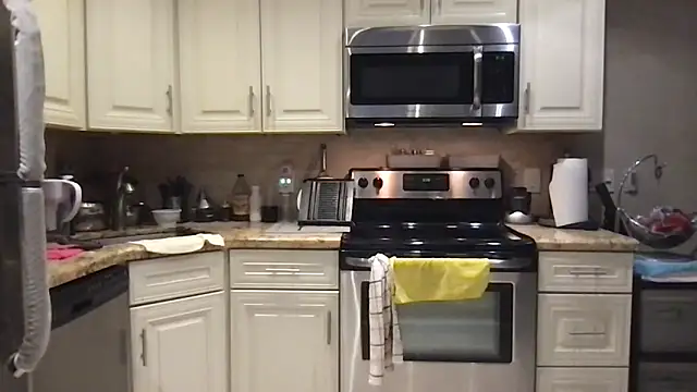 แชท XXX สดของ BigGuyMuscle