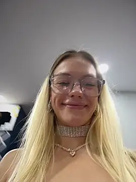 -Sexy_Barbie- Chat XXX in diretta