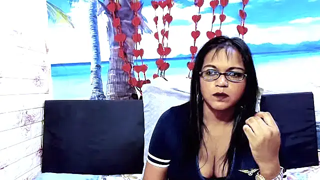 indianswtbella live XXX chat