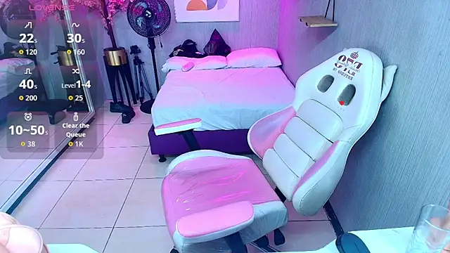 Maggy_t18n Live XXX chat