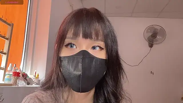 Tieu-May Chat XXX live