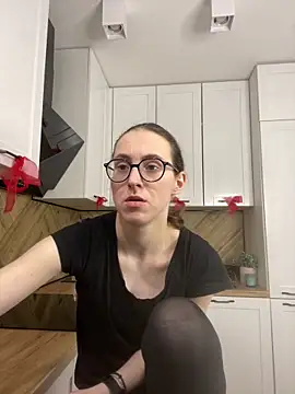 MartiniiSelenna Adlı Modelin Canlı XXX Sohbeti