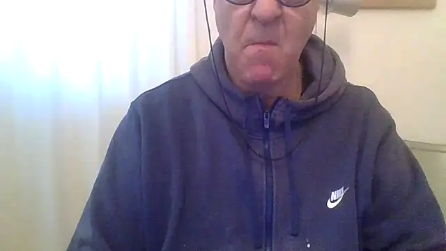 ANONIMO7735のウェブカメラショー