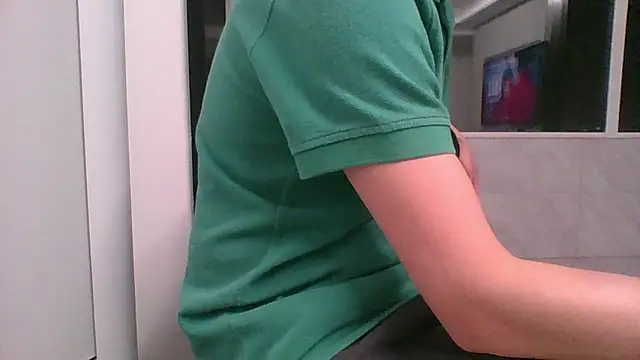 nole_china7: διαδικτυακό σόου στην κάμερα