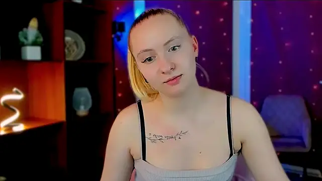 mila_glow1 Chat XXX live