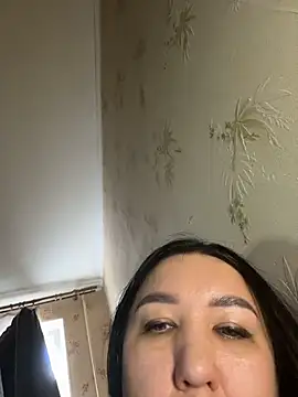 Chat XXX en directo de Naughtbaby_2025