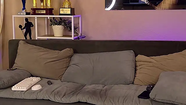 J0nMuscle's Live XXX Chat