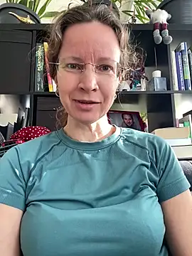 AnnikaRose live XXX chat