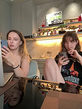 Nura_n_SarahのライブXXXチャット