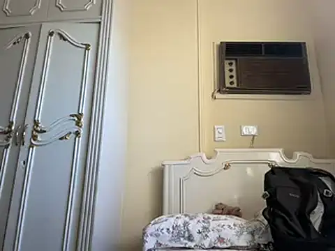 RoyalPharaoh's Live XXX Chat