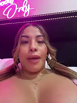 แชท XXX สดของ sexyyykloee