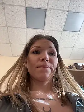 Porn_cornnのライブXXXチャット