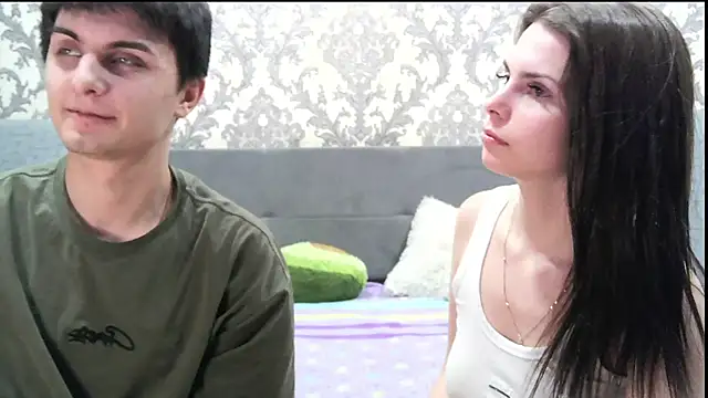 AmandaCouple live XXX chat