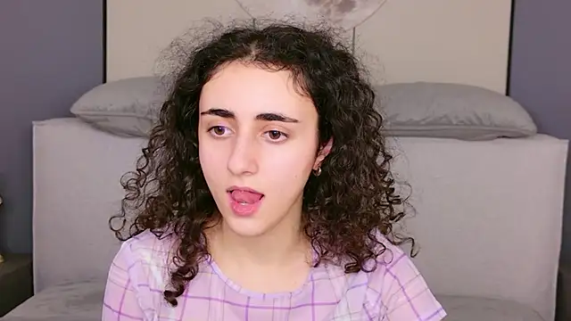 Susan_Fors Adlı Modelin Canlı XXX Sohbeti