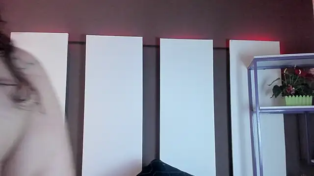 Biiancacox élő XXX-chatje