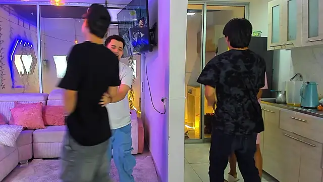 XXX chat uživo modela Houseofwarrios