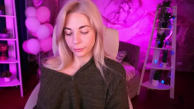 BellaRayyy: онлайн-секс-чат