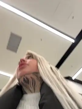 Chat +18 de Chiibi ao vivo