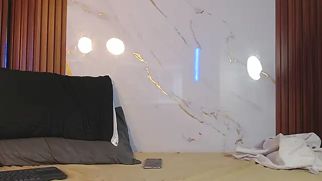 Anto_Clausn Live XXX chat