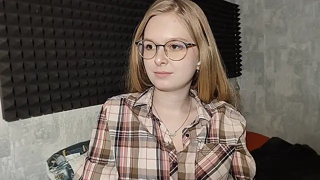 LiaVibes' Live XXX Chat