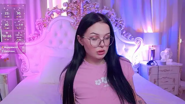 Онлайн чат XXX CindyMil