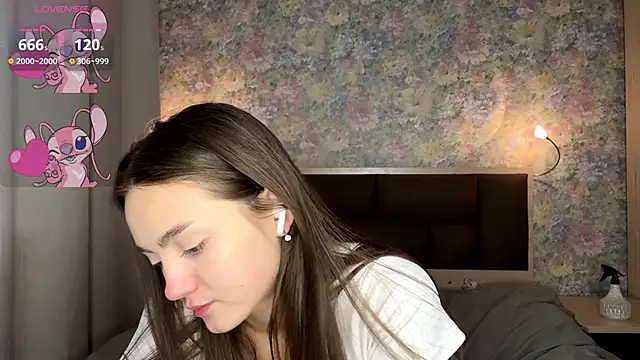 LoraDavi's Live XXX Chat