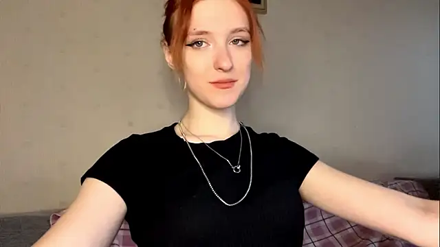 Pertunjukan Kamera Web AlisaArata