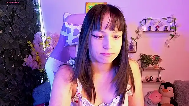 XXX chat uživo modela Eymmy_24