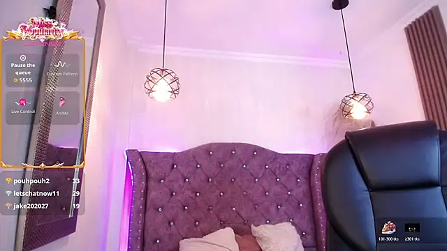 Amara_Davis 现场XXX聊天