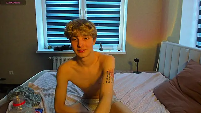 bunnyblush67: διαδικτυακό σόου στην κάμερα