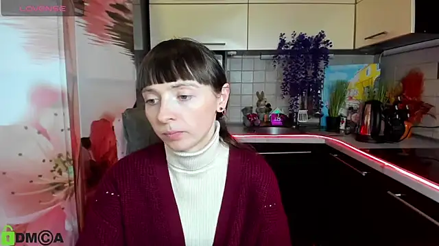 TayanaJons Chat XXX in diretta