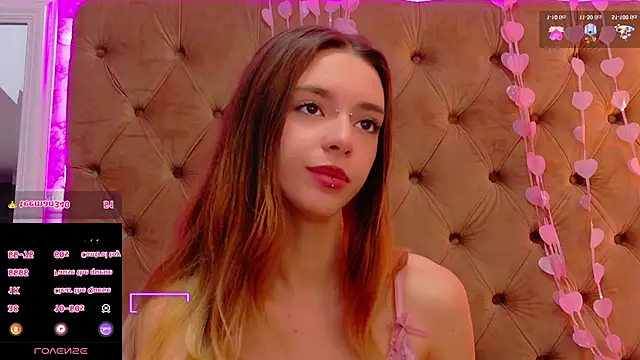 CoraVex's Live XXX Chat