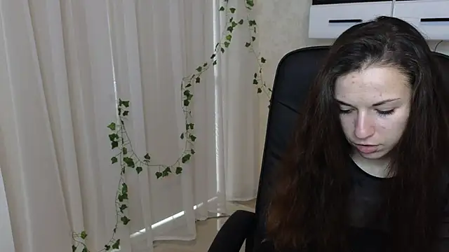 Chat +18 de Ulyanix ao vivo