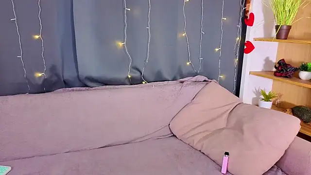 IvetteLabore: απευθείας συνομιλία ΧΧΧ