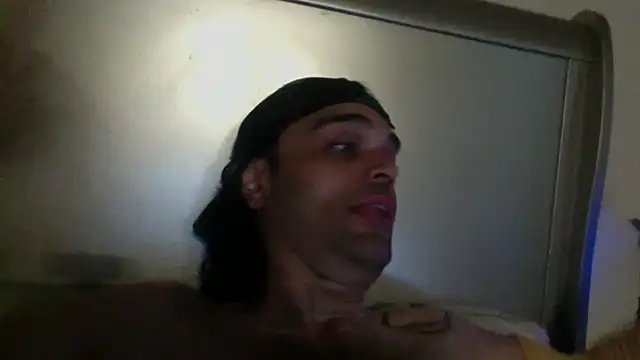 StuntingSpunMarine69: διαδικτυακό σόου στην κάμερα